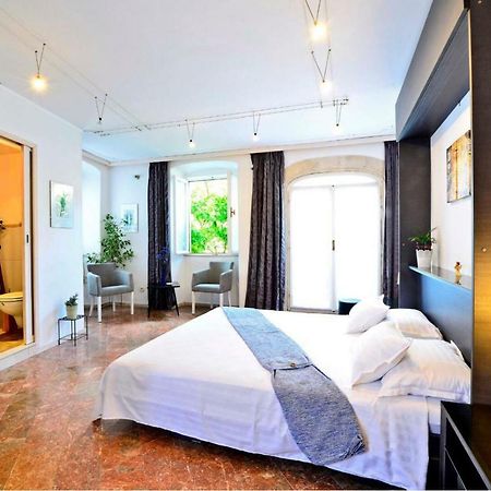 Romantic Rooms Gena Traù Esterno foto
